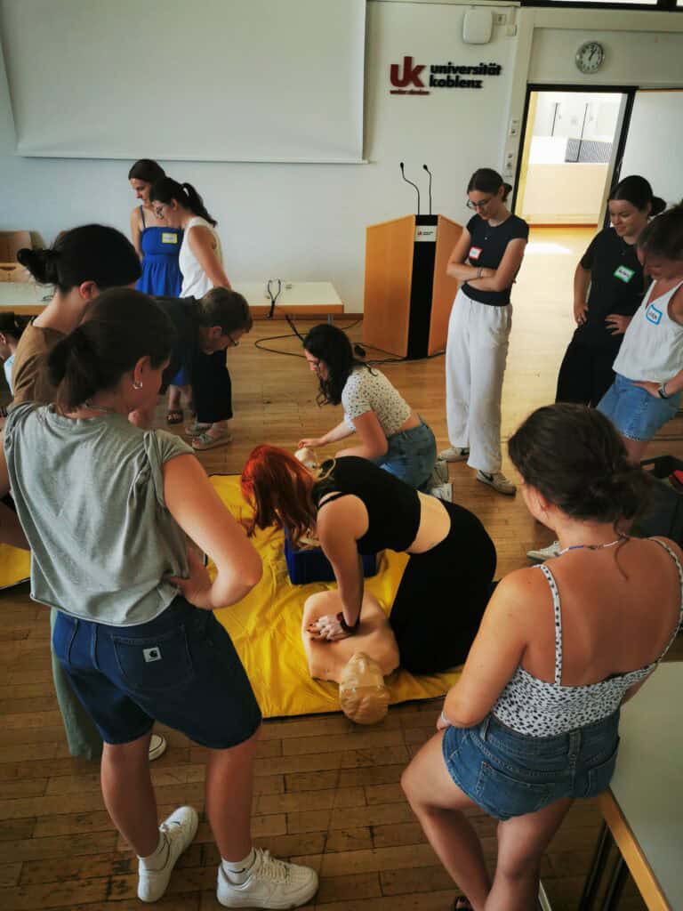 gruppenbild erste hilfe